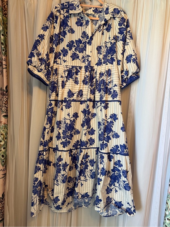 entro Dresses & Skirts - entro Blue & White Floral Tiered Maxi Dress